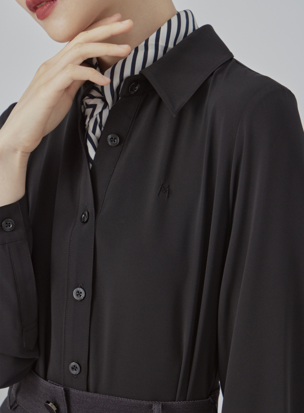 一時的黑夜，側排扣造型極簡上衣