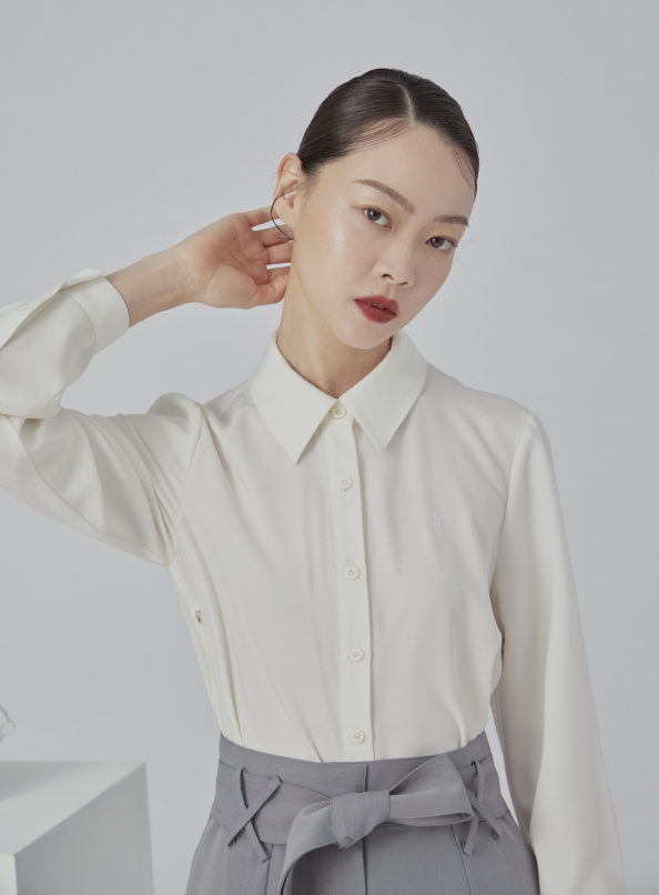 一時的黑夜,側排扣造型極簡上衣