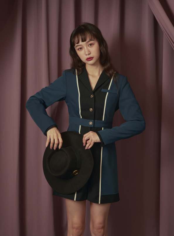 奇幻旅程,異材質拼接直紋連身短褲