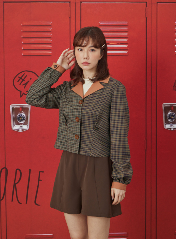 哲學女孩，造型打褶格紋拼色外套