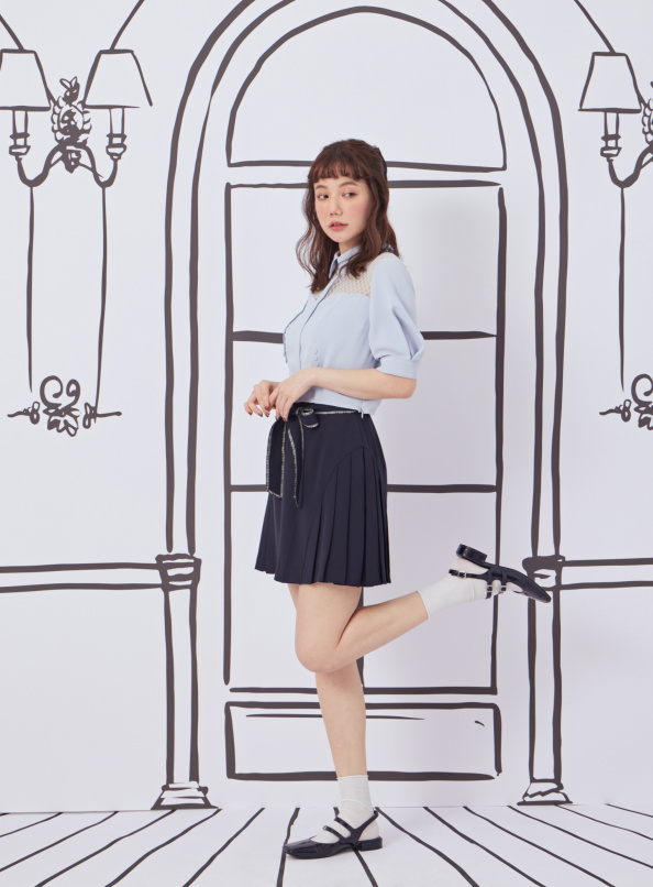 無法壓抑,格紋包邊腰帶側壓褶短裙