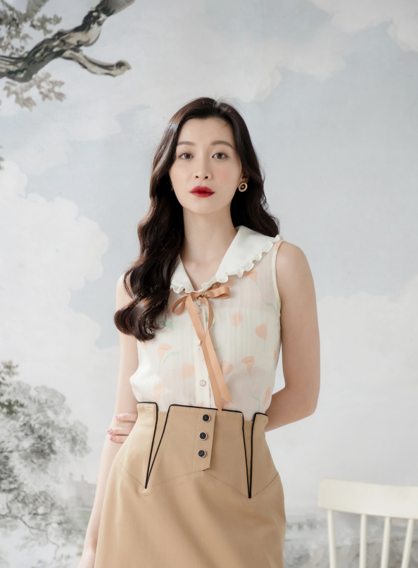 炙熱的情感,可拆式織帶透膚印花上衣