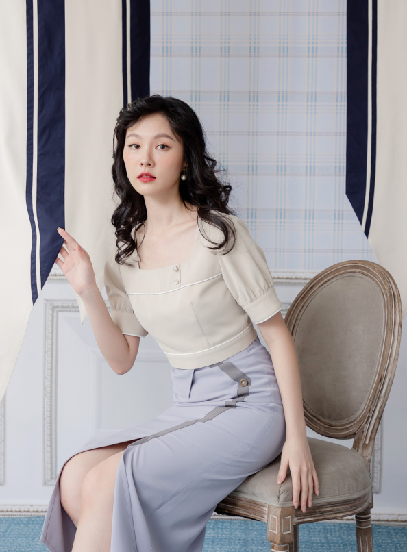 賦予,撞色包邊方領短版上衣