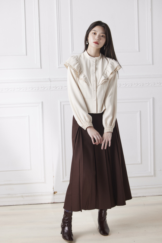 一天的時間，格紋拚色襯衫