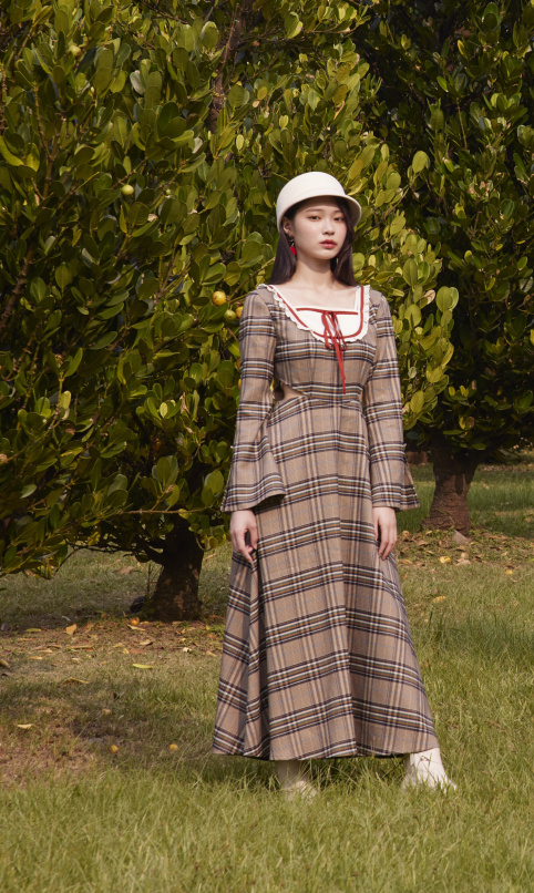 湖面上的日落,格紋腰簍空設計長洋