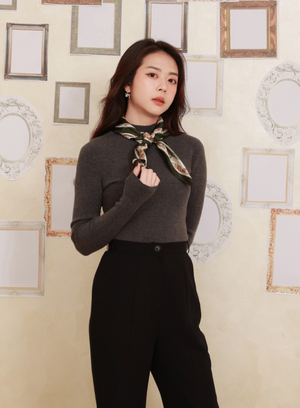 質感甄選，無縫小高領毛衣