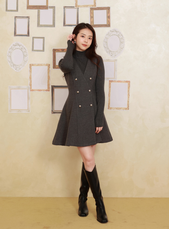 質感甄選，附內搭雙排釦短洋裝