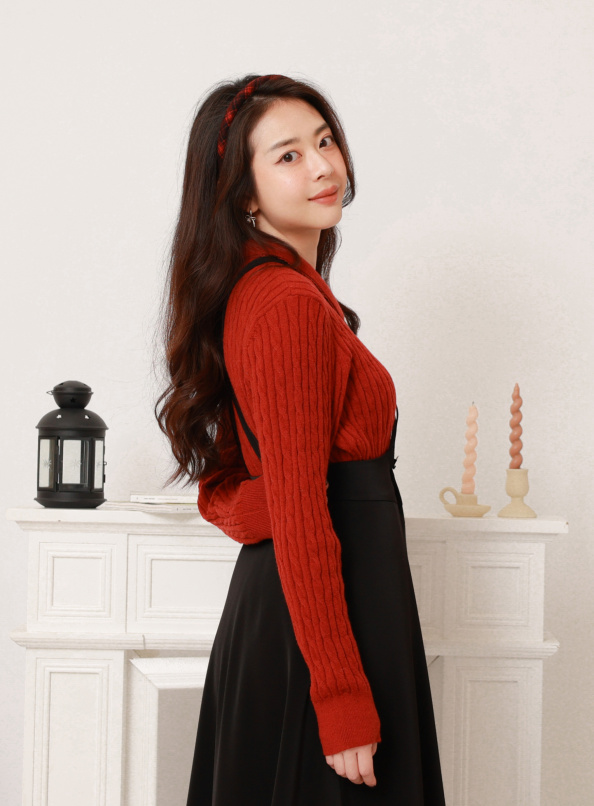 質感甄選，蕾絲花邊領麻花紋上衣