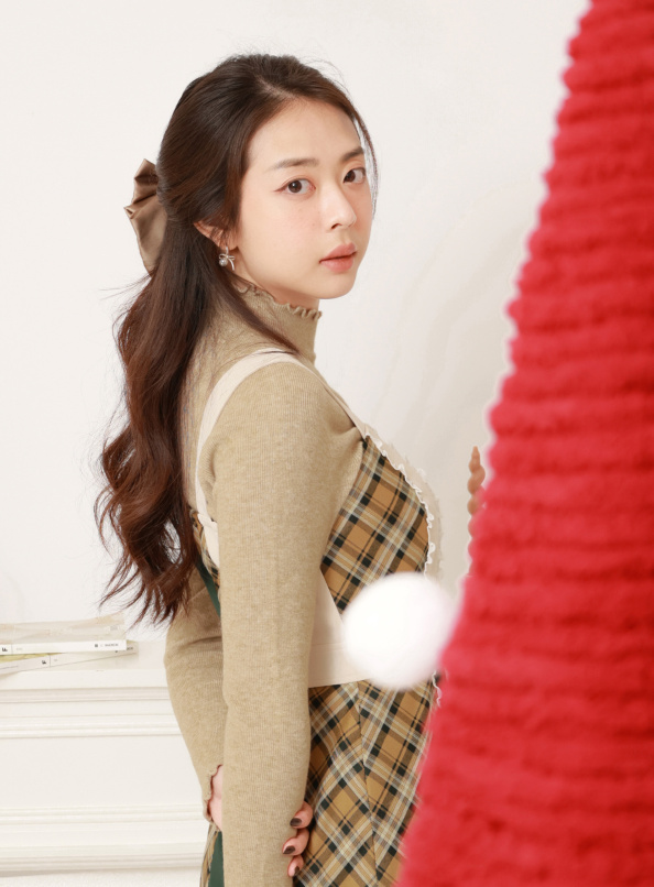 質感甄選，木耳邊無縫上衣