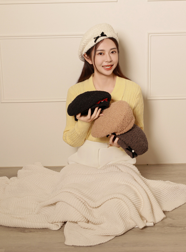 慢下來的冬日，造型畫家帽